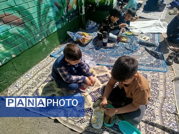 صبحانه سلامت در مدرسه پسرانه مبین شیروان