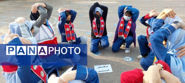 بیست و هفتمین دوره مانور زلزله در مدرسه بنت الهدی صدر ۲ 