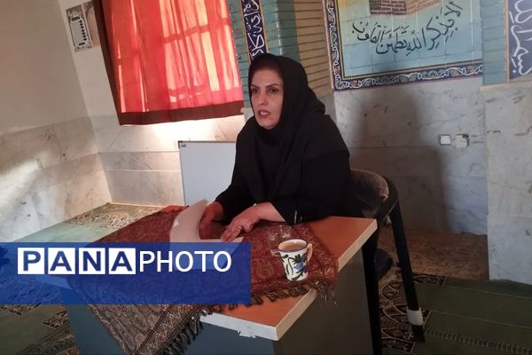 همفکری مدرسه و اولیا در جلسه انجمن اولیا و مربیان دبیرستان طالقانی داریون