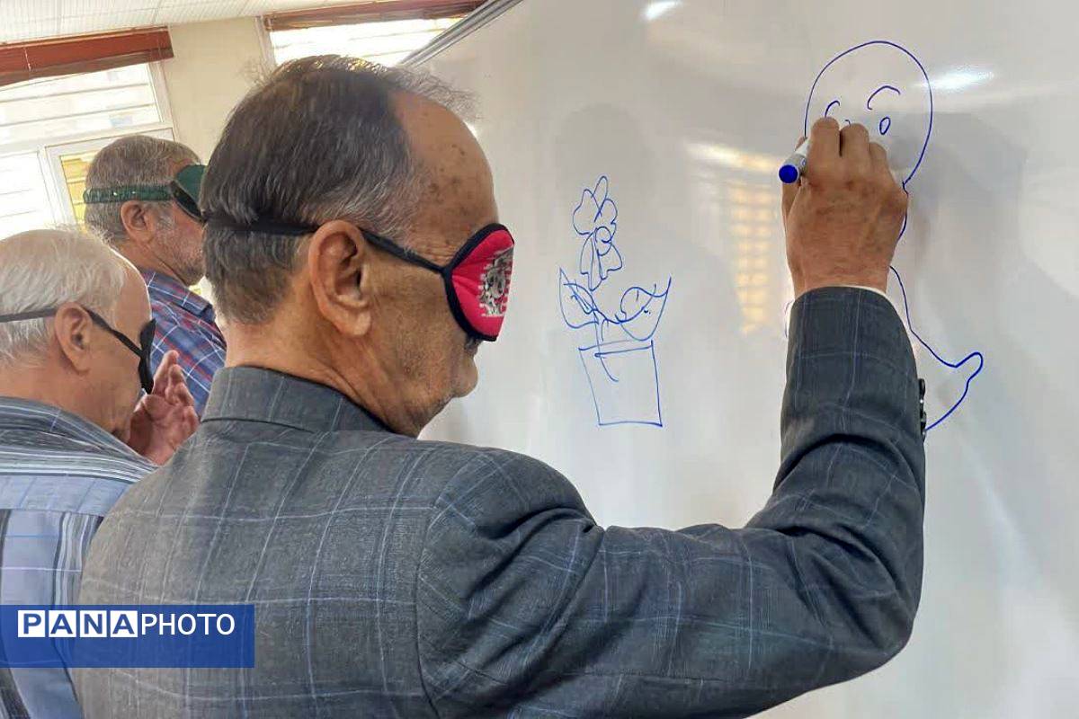 برگزاری پویش سلامت در فرهنگسرای بهشت؛ هدیه‌ای برای سالمندان