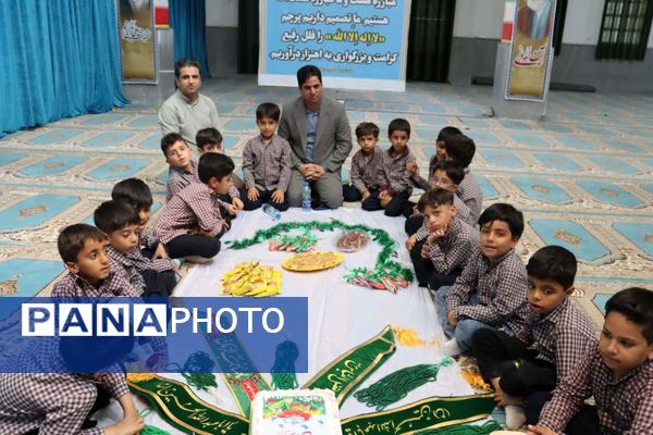 جشن بزرگ قرآن کلاس اولی‌ها در قلعه‌گنج