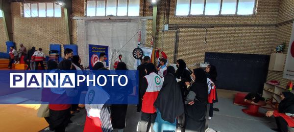 برگزاری مسابقه دارت در سازمان هلال احمر شیروان