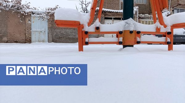 بارش زیبای برف پاییزی در شهرستان نیشابور 