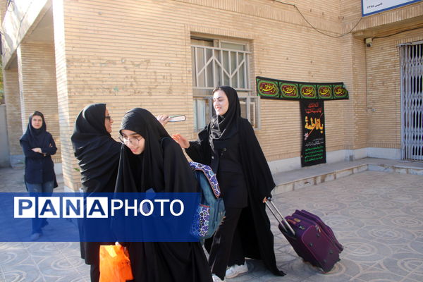 اعزام دانش‌آموزان پیشتاز استان بوشهر به مشهد مقدس