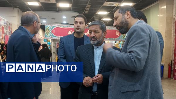 ایوان هنر، گفتگویی بدون کلام از دستان هنرمند بانوان مشهدی است