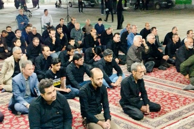 حضور فرهنگیان کاشمر در مراسم عزاداری محرم