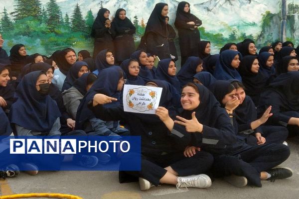 المپیاد درون مدرسه‌ای دبیرستان شاهد تکتم