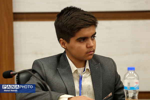 اولین نشست کارگروه تدوین سند دوازدهمین دوره مجلس دانش‌آموزی
