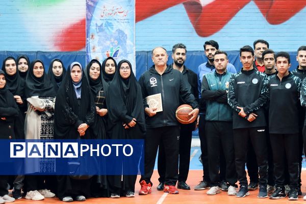 ارتقای مهارت دبیران تربیت‌بدنی با برگزاری دوره توانمندسازی در ورامین