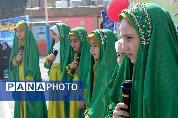 اولین جشن جوانه‌ها در مدرسه نشاط بهارستان‌2