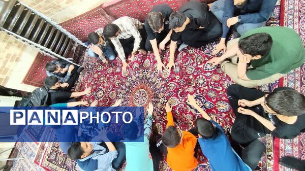 نقش نسل جوان در آینده انقلاب 