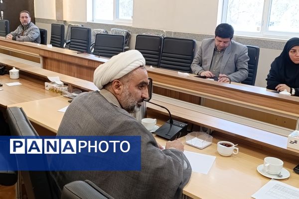 اهمیت برگزاری نماز و اجرای طرح نماد در مدارس