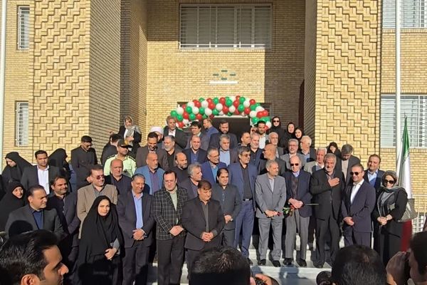 افتتاح مدرسه خیرساز ناحیه دو یزد با حضور وزیر آموزش و پرورش