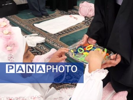 برگزاری اولین روز از دوشنبه های نماز در ناحیه۷ مشهد