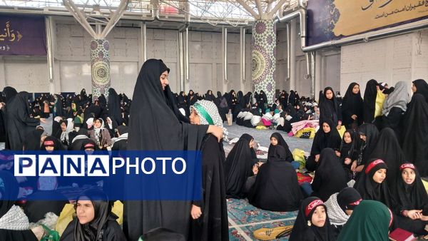 برگزاری اجتماع بزرگ حلقه صالحین در مصلی کرج 