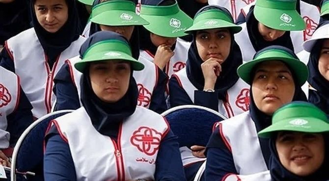 آیین افتتاحیه سفیران سلامت دبیرستان شهید تیمسار فلاحی کرج 