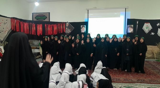 مراسم شهادت حضرت فاطمه زهرا (س) در دبستان پیروزی سمنان