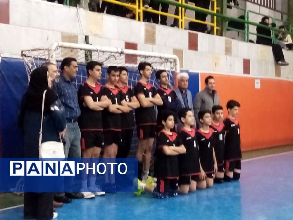 فینال فوتبال مدارس متوسطه ناحیه 3 مشهد