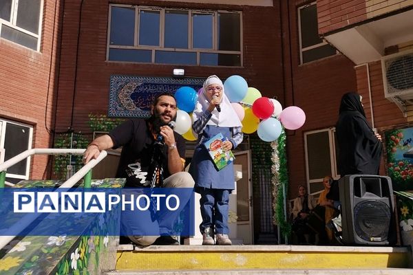 جشن روز دختر و روز جهانی کودک در دبستان زنده یاد قمصری