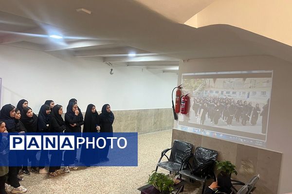 جشنواره‌ هفته‌ مشاغل‌ در هنرستان‌ کارآفرینان بهارستان۲