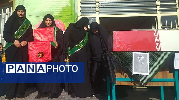 حضور پرمهابت شهید گمنام به مدرسه حضرت زینب صدرا و گرامیداشت مراسم پرچم‌گردانی امام حسین(ع) در هشتگرد