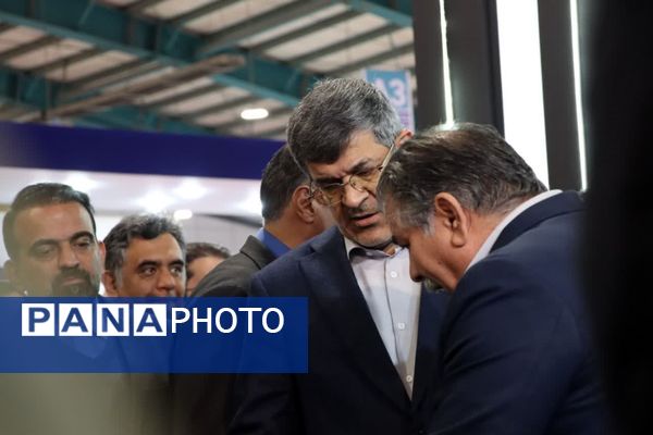 دوازدهمین نمایشگاه دستاوردهای پژوهش، فناوری و فن‌بازار در یزد آغاز به کار کرد