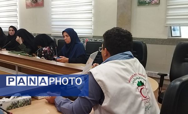 برگزاری کارگاه آموزشی کمک های اولیه در  نیشابور 