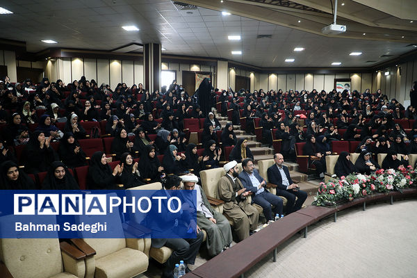 اختتامیه دوازدهمین دوره نمایشگاه‌های دانش‌آموزی مدرسه انقلاب