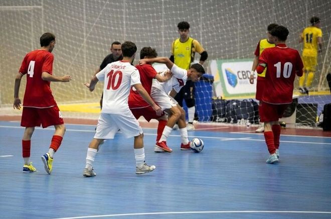 ستاره‌هایی که از مدرسه طلوع می‌کنند وارثان پیراهن تیم ملی هستند