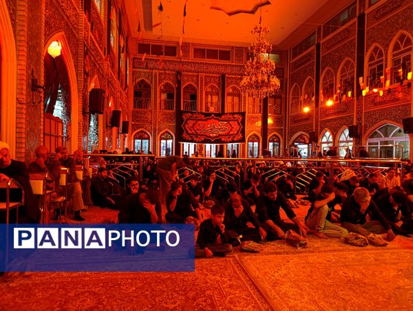 برگزاری مراسم شب ششم عزاداری امام حسین(ع) در تکیه ابوالفضلی نیشابور