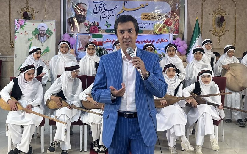 مراسم تجلیل از دبیران بازنشسته آموزش و پرورش در شهرستان تربت جام