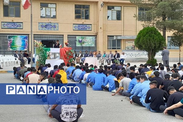 برگزاری جشن  روز معلم در هنرستان شهید دیواندری سبزوار