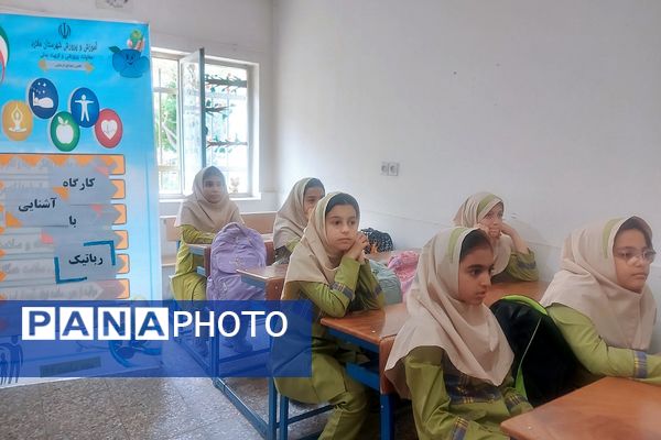 برگزاری کارگاه‌های آموزشی متنوع در کانون شهدای فرهنگی تربیتی ملارد؛ فرصتی برای یادگیری مهارت‌های نوین