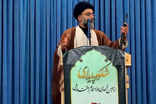 هم‌صدایی آموزش و پرورش با نماز جمعه پیشوا؛ روایت دغدغه‌های آموزشی از تریبون پس از خطبه‌ها