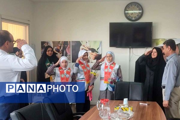 بازدید دانش‌آموزان پیشتاز از سازمان دانش‌آموزی مرکز