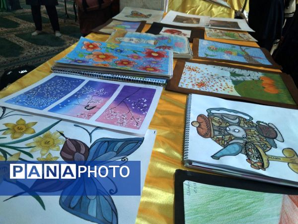 جشنواره هنری «ماها» در دبیرستان معراج ناحیه یک کرج 