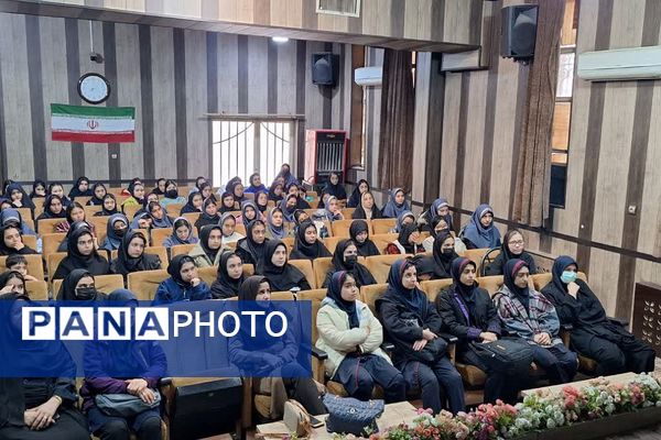 برگزاری همایش‌ هدایت تحصیلی،در قرچک 