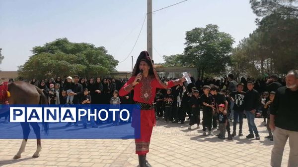 تعزیه‌خوانی اباعبدالله الحسین در روز عاشورای حسینی در روستای نقاب