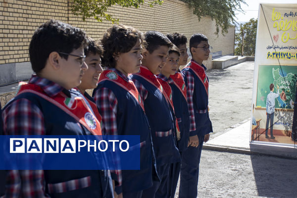 برگزاری آیین نمادین «جشن عاطفه‌ها» در مدارس شهرستان محلات