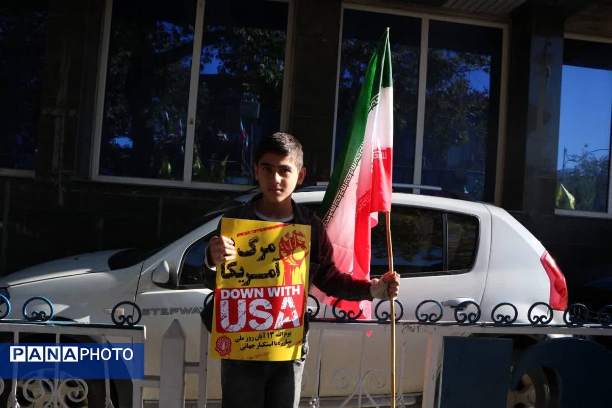 خروش دانش‌آموزان گرگانی در روز حماسه و بصیرت