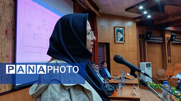 نشست بررسی ابعاد خودکشی و راهکارهای کاهش آن در کهگیلویه‌وبویراحمد