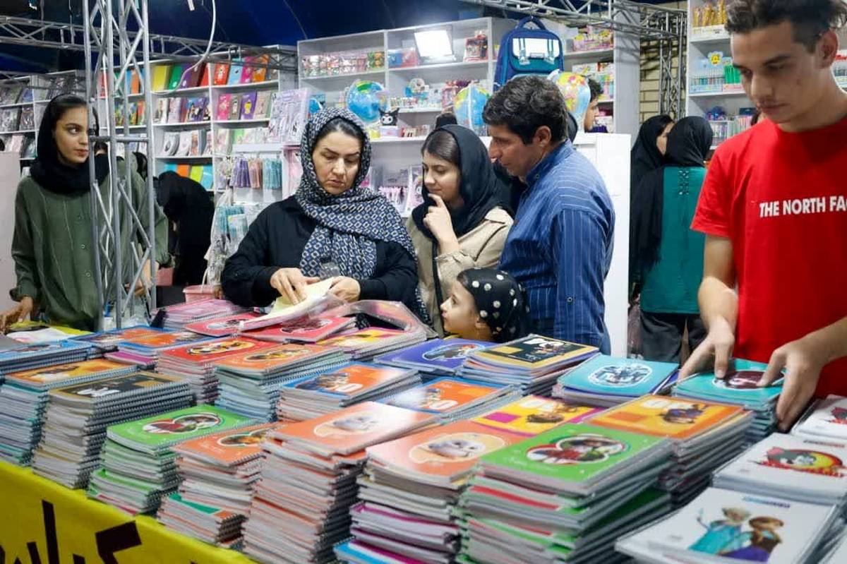 نمایشگاه پائیزه اقلام اساسی در حال خدمات رسانی است