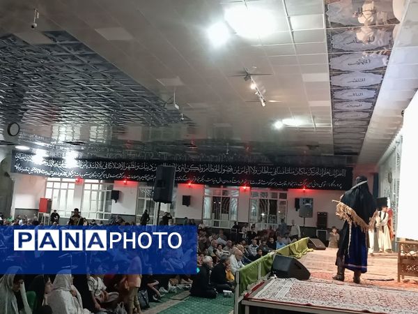 اولین شب تعزیه خوانی در امامزاده سید حمزه کاشمر