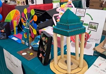 خلاقیت دانش‌آموزان حاجی‌آباد در قاب جشنواره نوین‌کاو