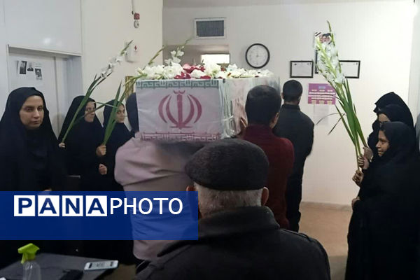 استقبال از شهید گمنام به میزبانی دبیرستان در ادب 