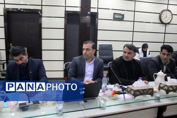 جلسه بررسی گزارش و عملکرد معاونت تربیت‌بدنی و سلامت آموزش و پرورش استان بوشهر
