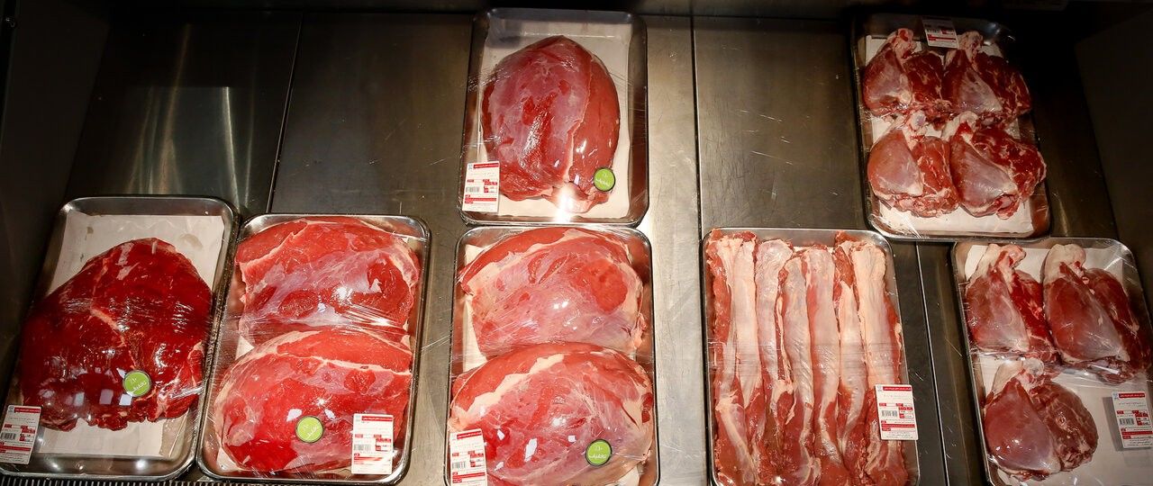 واردات ۴۲ هزار و ۴۷۶ تن گوشت گرم