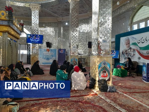 همایش مادران قهرمان پرور حوزه بسیج حضرت زینب(س) در امامزاده ابراهیم(ع) ملارد 