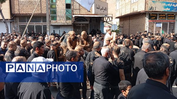 زنان و مردان بن در آیین گل‌زنی؛ هم‌نوا با کاروان کربلا