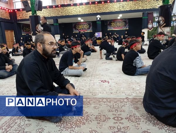 سوگواره «احلی من العسل» در حسینیه اعظم زنجان 